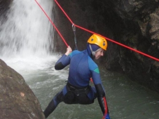  拉普拉涅速降和溪降